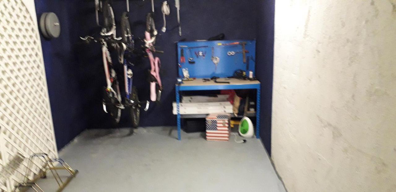 Bike House "Silver" Seriate Buitenkant foto